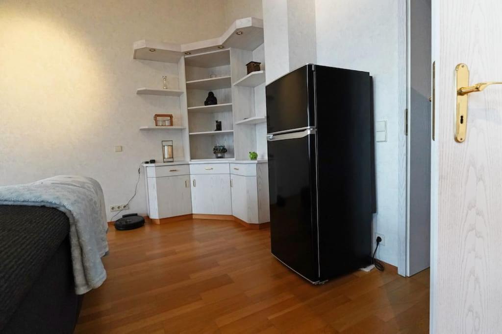 Grosse, Helle Wohnung Fuer Bis Zu 6 Personen Weinheim Dış mekan fotoğraf