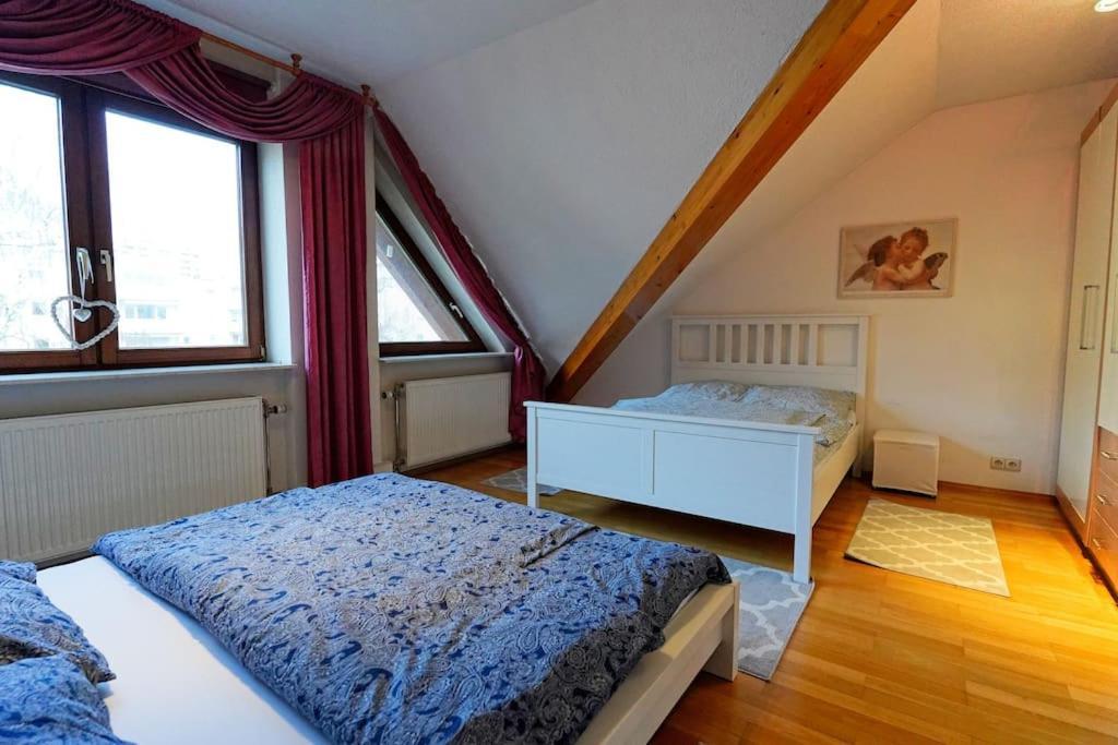 Grosse, Helle Wohnung Fuer Bis Zu 6 Personen Weinheim Dış mekan fotoğraf